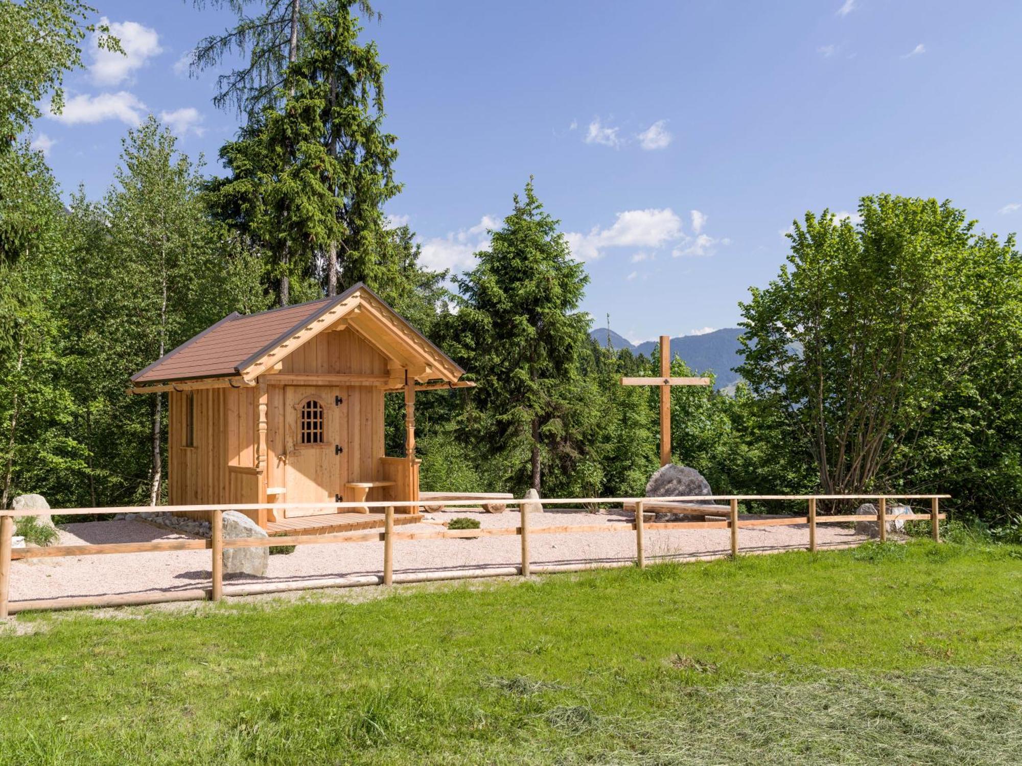 Hotel Waldfriede - Der Logenplatz Im Zillertal Fuegen Exterior photo